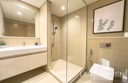 Apartment - 3 Bedrooms - 4 Bathrooms for sale in Burj Royale - Downtown Dubai - Dubai