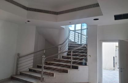 Villa - Studio - 4 for rent in Al Satwa - Dubai