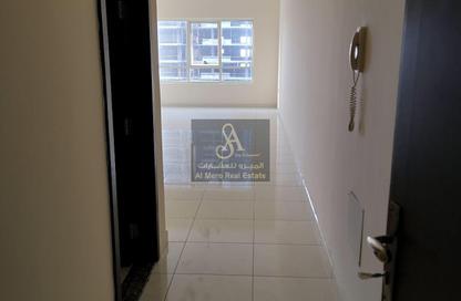Apartment - 1 Bedroom - 2 Bathrooms for sale in Lake View Tower 4 - Lake View Towers - Emirates City - Ajman Apartment - 1 Bedroom - 2 Bathrooms for sale in Lake View Tower 4 - Lake View Towers - Emirates City - Ajman
