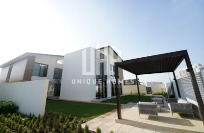 فيلا - 5 غرف نوم - 7 حمامات للبيع في بحيرات السعديات - جزيرة السعديات - أبوظبي