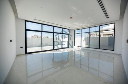 Villa - 5 - 6 for sale in Alreeman - Al Shamkha - Abu Dhabi