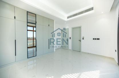 Villa - 5 - 6 for sale in Alreeman - Al Shamkha - Abu Dhabi