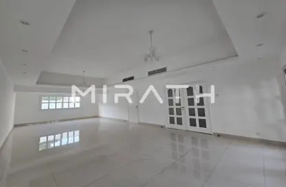 Villa - 4 Bedrooms - 5 Bathrooms for rent in Al Garhoud Villas - Al Garhoud - Dubai