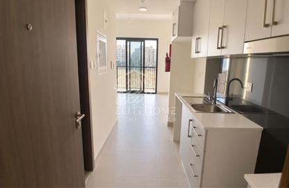 Apartment - Studio - 1 for rent in Aysha Residence - Maryam Island - Al Khan - Sharjah Apartment - Studio - 1 for rent in Aysha Residence - Maryam Island - Al Khan - Sharjah