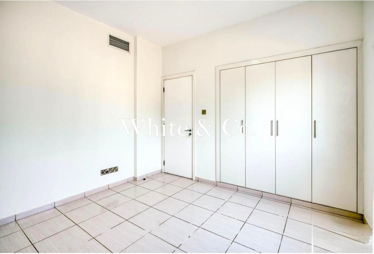 Lake Backing | Private Pool | Corner Plot photo 12