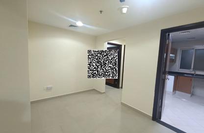 Apartment - 2 - 4 for rent in Corniche Tower - Ajman Corniche Road - Ajman Apartment - 2 - 4 for rent in Corniche Tower - Ajman Corniche Road - Ajman