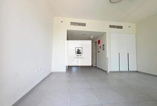 115033310 - Property Image 3