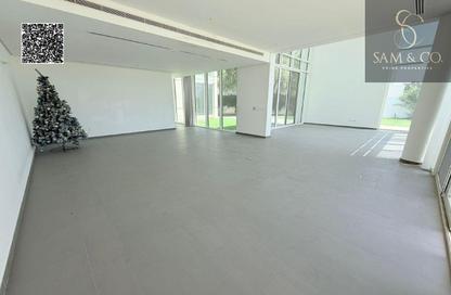 Villa - 5 - 6 for sale in Golf Community - Al Zorah - Ajman Villa - 5 - 6 for sale in Golf Community - Al Zorah - Ajman