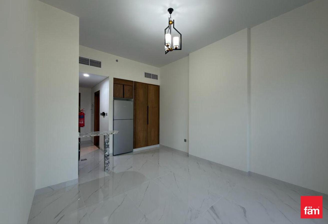 Brand New | SemiFurnished | Spacious Layout photo 3