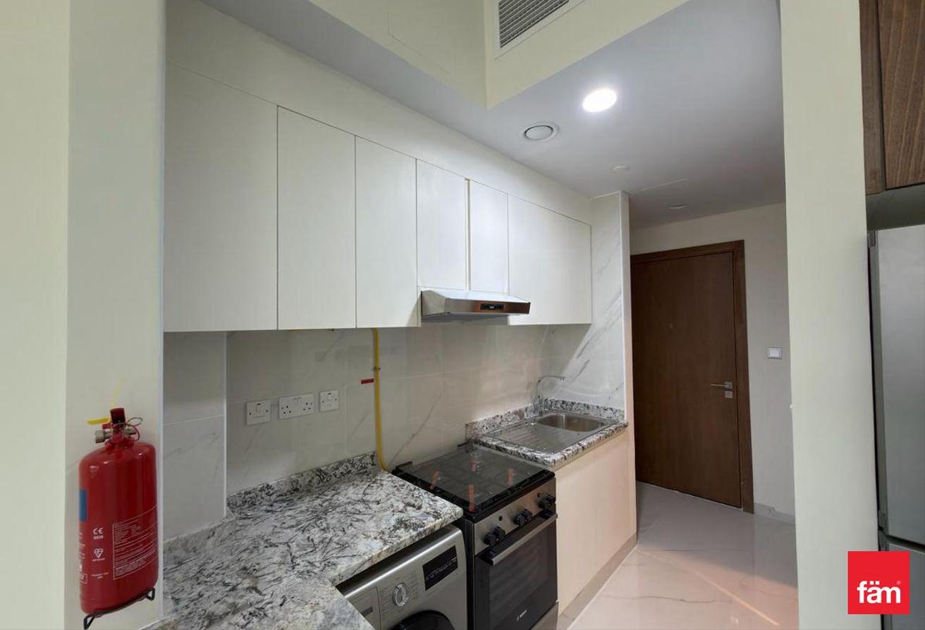 Brand New | SemiFurnished | Spacious Layout photo 5