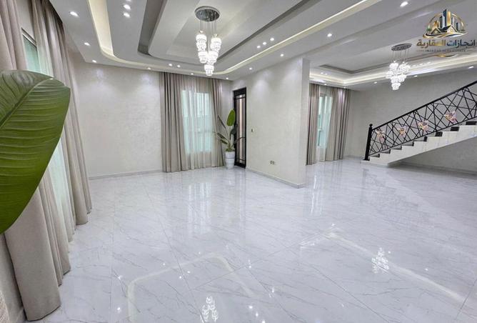 82353665 - Property Image 2