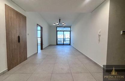 Apartment - 2 - 3 for rent in Al Nasr Central Building - Oud Metha - Bur Dubai - Dubai