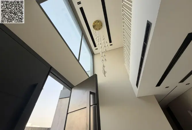 157800338 - Property Image 2