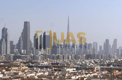 Apartment - 1 - 2 for rent in Al Hudaiba Mall - Al Hudaiba - Bur Dubai - Dubai