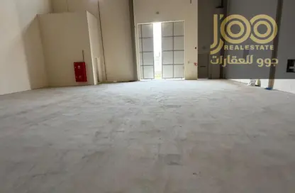 مستودع - استوديو - 1 حمام للايجار في أم الثعوب - أم القيوين