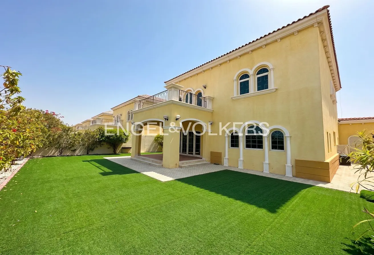 165038417 - Property Main Image