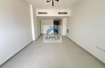 Apartment - 1 Bedroom - 2 Bathrooms for rent in Muwailih Building - Muwaileh - Sharjah