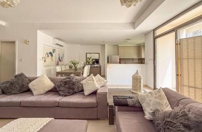 Townhouse - 3 Bedrooms - 4 Bathrooms for rent in Zahra Apartments - Town Square - Dubai Townhouse - 3 Bedrooms - 4 Bathrooms for rent in Zahra Apartments - Town Square - Dubai
