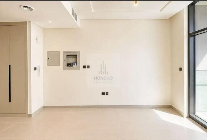 94005837 - Property Image 2
