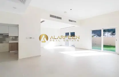 فيلا - 2 غرف نوم - 4 حمامات للايجار في أمارانتا 1 - امرانتا - فيلا نوفا - دبي لاند - دبي