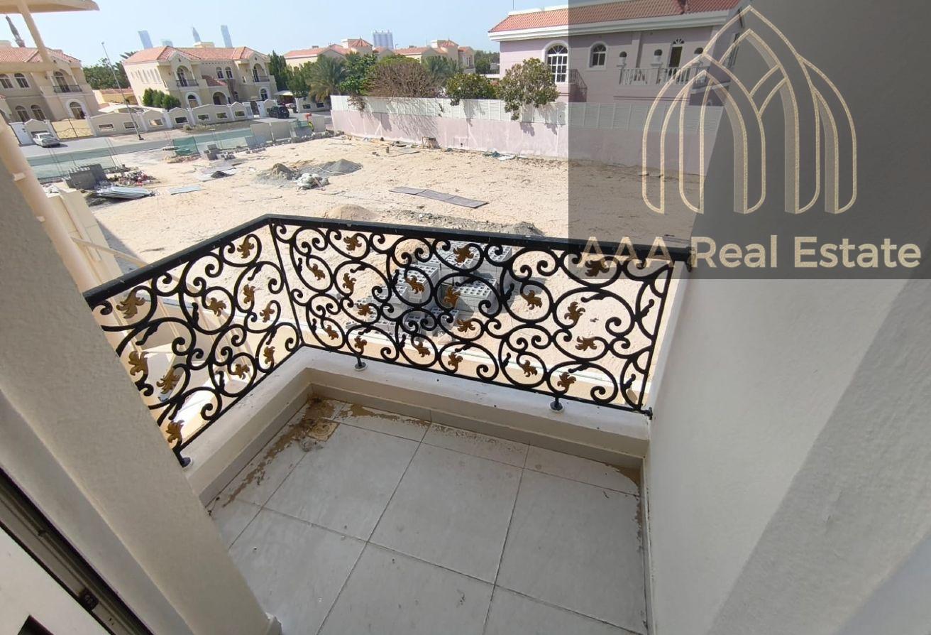 PRIME LOCATION | SPACIOUS GARDEN |LUXURIOUS VILLA photo 29