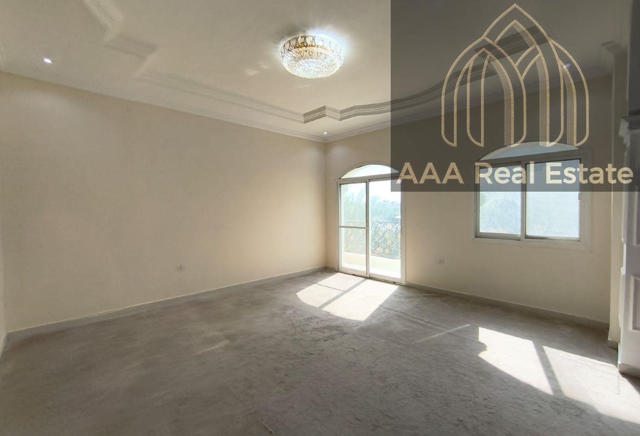 PRIME LOCATION | SPACIOUS GARDEN |LUXURIOUS VILLA photo 10