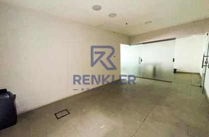 Office Space - Studio - 1 Bathroom for rent in The Regal Tower - Business Bay - Dubai