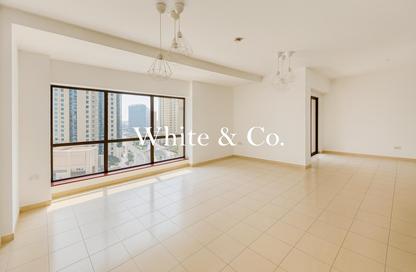Apartment - 3 Bedrooms - 4 Bathrooms for rent in Rimal 5 - Rimal - Jumeirah Beach Residence - Dubai