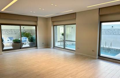 Villa - 4 - 6 for rent in Jumeirah 2 Villas - Jumeirah 2 - Jumeirah - Dubai