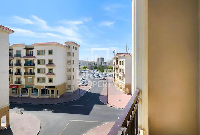 83211715 - Property Image 2