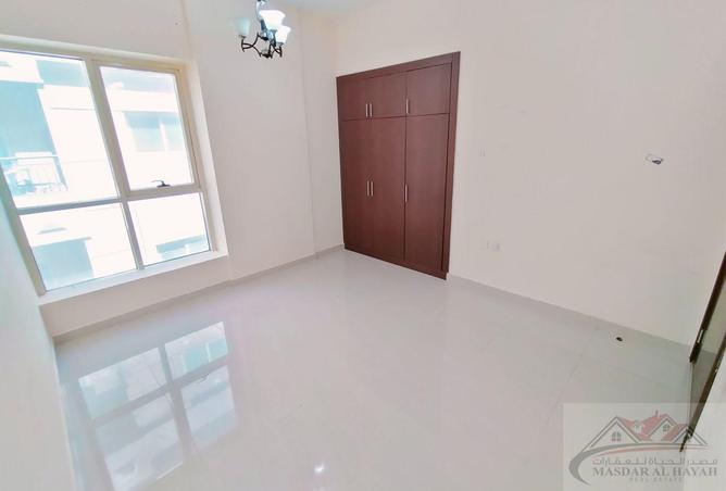 83669092 - Property Image 2