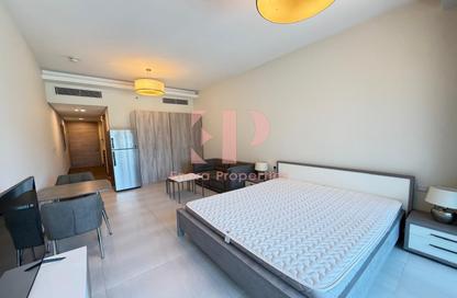 Apartment - Studio - 1 Bathroom for rent in SOL Bay - Business Bay - Dubai