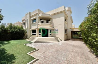 Townhouse - 5 Bedrooms - 5 Bathrooms for rent in Al Safa 2 - Al Safa - Dubai