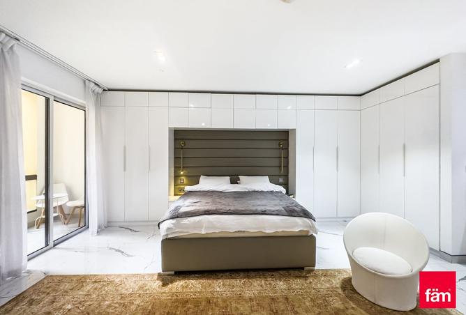 Luxury Studio L Furnished L Modern photo 3