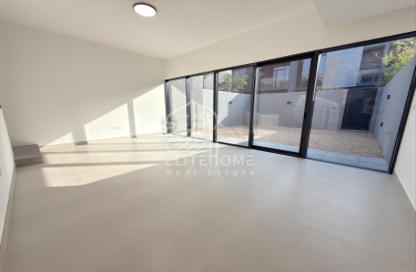 Townhouse - 2 - 4 for rent in Saro - Masaar - Tilal City - Sharjah