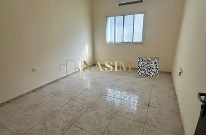 سكن الموظفين - استوديو - 1 حمام للايجار في بناية النافورة 1 - 2  الروضة - الروضة - عجمان