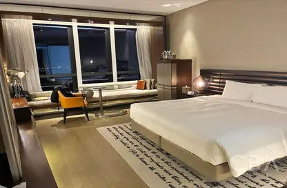 النزل و الشقق الفندقية - 1 حمام للبيع في تاور C - داماك تاورز من باراماونت - الخليج التجاري - دبي