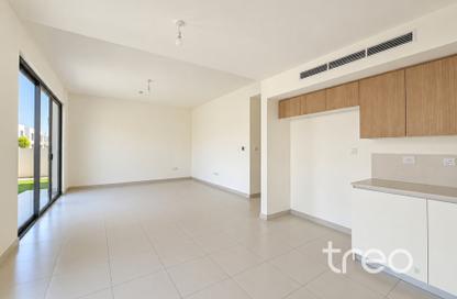 Villa - 4 - 4 for rent in Parkside 1 - Emaar South - Dubai South (Dubai World Central) - Dubai Villa - 4 - 4 for rent in Parkside 1 - Emaar South - Dubai South (Dubai World Central) - Dubai