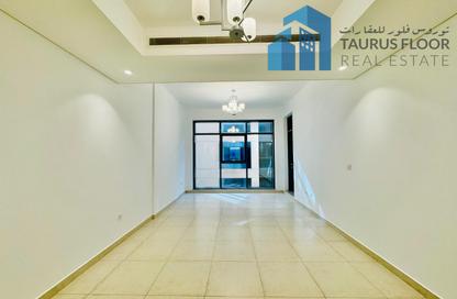 Apartment - 1 - 2 for rent in Airport View Building - Al Garhoud - Dubai Apartment - 1 - 2 for rent in Airport View Building - Al Garhoud - Dubai