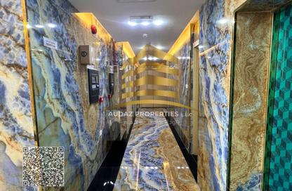 عمارة بالكامل - 8 غرف نوم - 8 حمامات للبيع في 3 المويهات - المويهات - عجمان