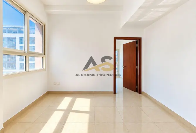 156895430 - Property Image 2