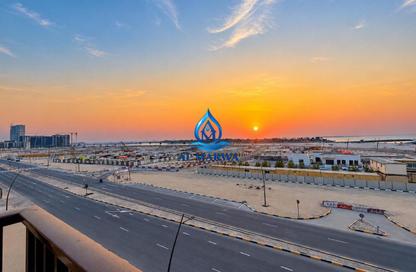 Apartment - 2 - 2 for rent in Maryam Gate Residence - Maryam Island - Al Khan - Sharjah