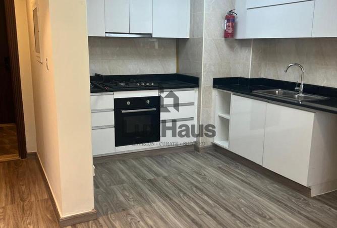 73844598 - Property Image 3