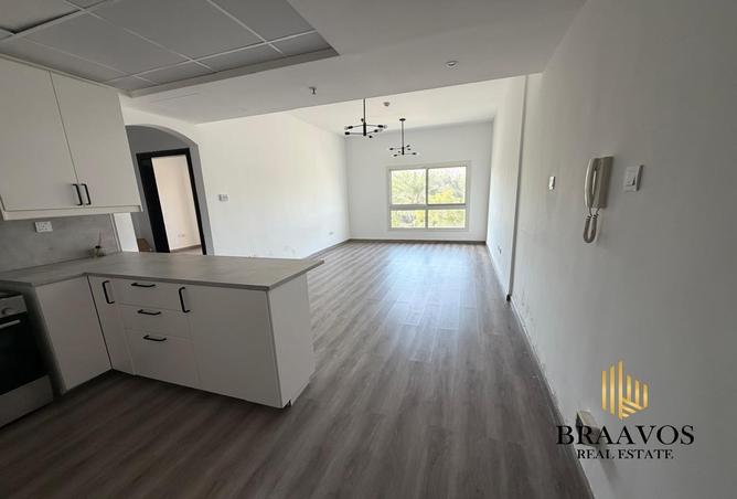 73852920 - Property Main Image