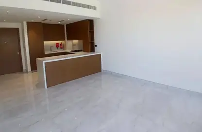 شقة - 2 غرف نوم - 2 حمامات للايجار في واحة شاطئ عزيزي - ستوديو سيتي - دبي