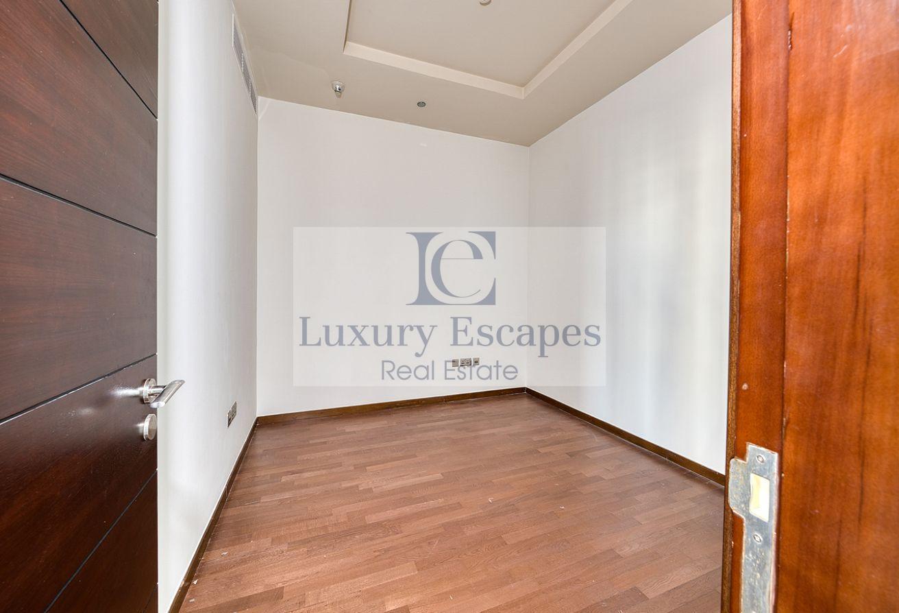 Tiara Residence Gem | 2 Bed +Study | Beach Access photo 15