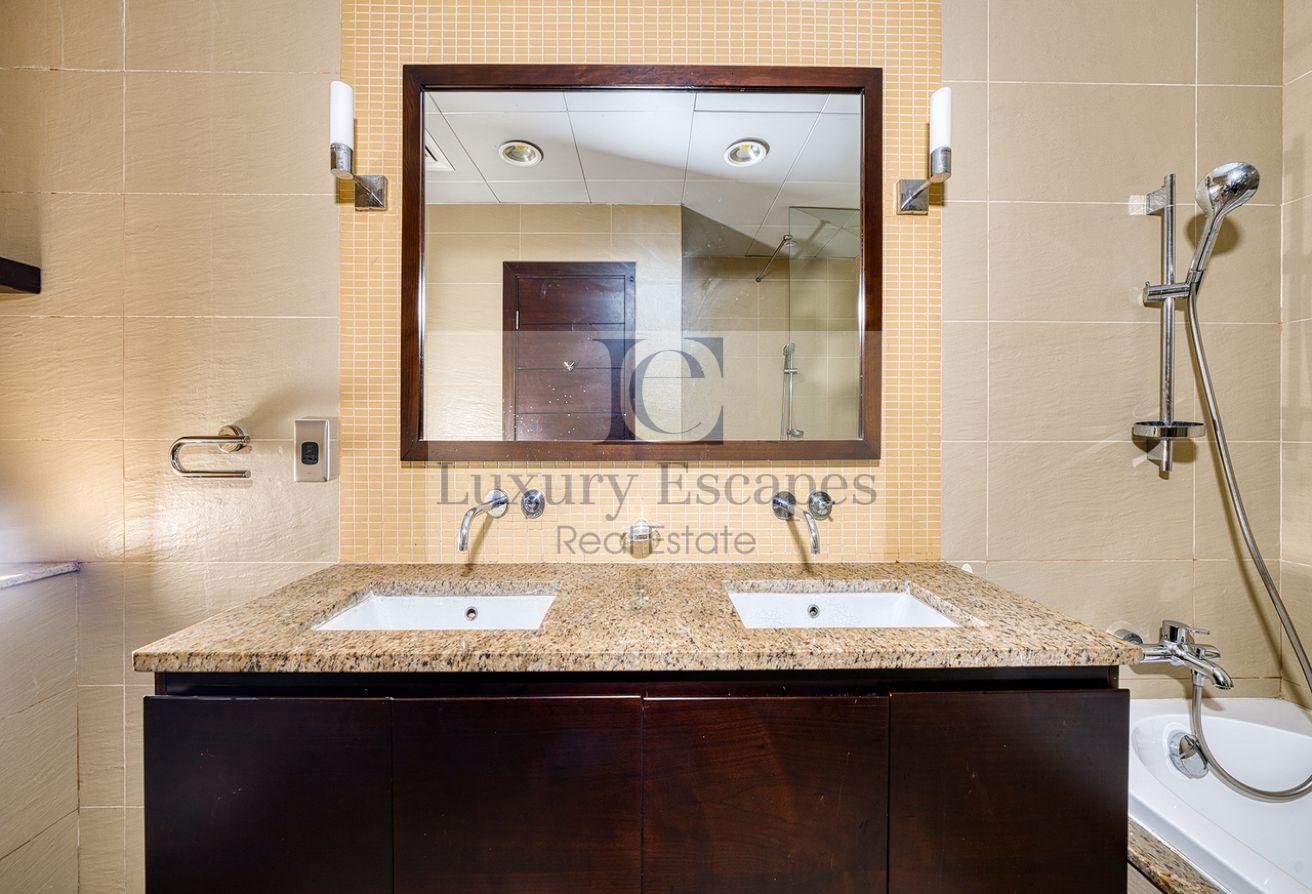 Tiara Residence Gem | 2 Bed +Study | Beach Access photo 14