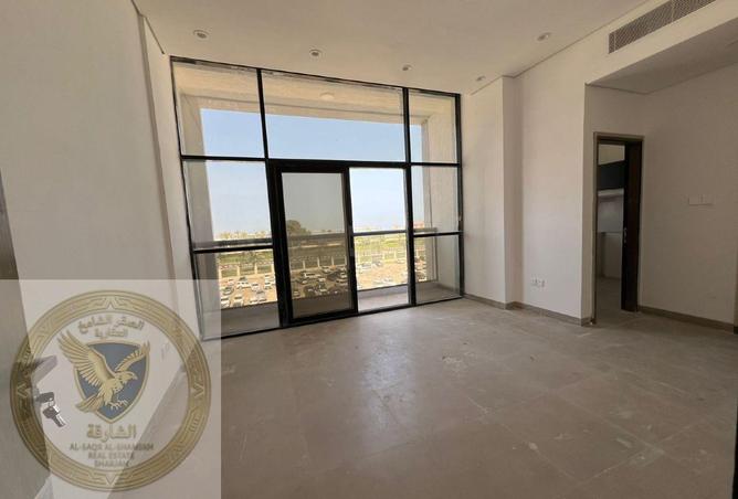 98695182 - Property Image 3