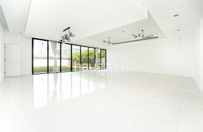 Villa - 5 Bedrooms - 6 Bathrooms for sale in District 7 - Jumeirah Park - Dubai