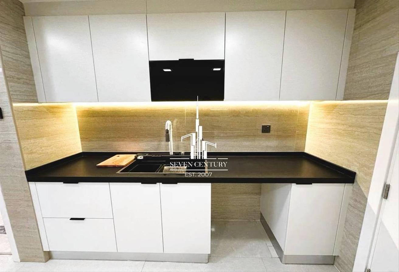 Full park & Pool View | Fully upgraded | Renovated photo 21